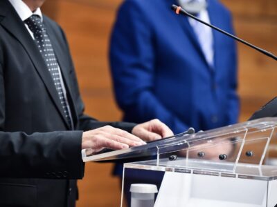 Für was stehen die NEOS