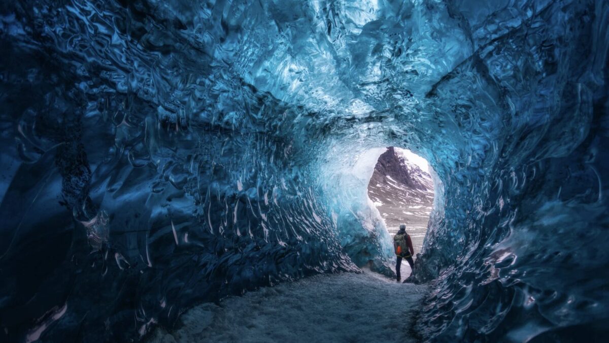 Eishöhle Werfen
